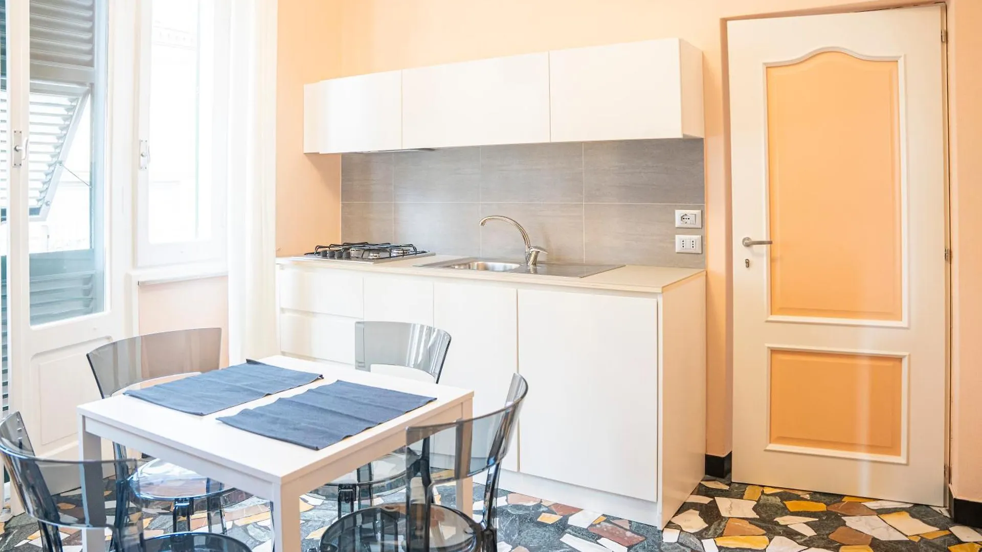 Guest house 051 - Villa Genny Appartamento Agrumi Sestri Levante Italy